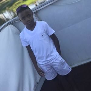 Meet your Posher, Delicia